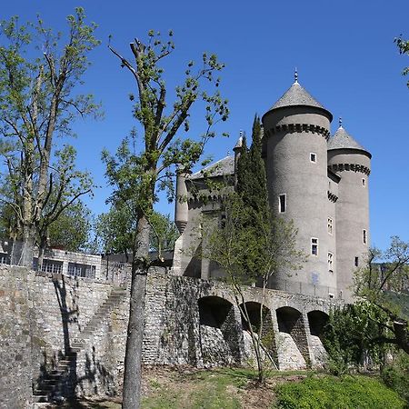 Rivière-sur-Tarn Chateau De Lugagnac מראה חיצוני תמונה