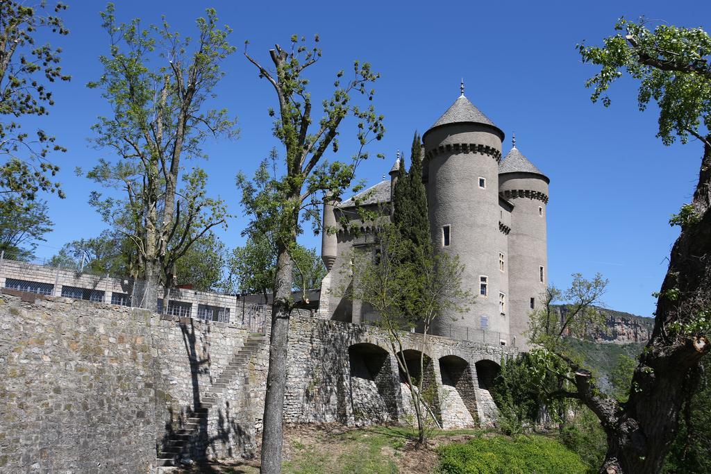 Rivière-sur-Tarn Chateau De Lugagnac מראה חיצוני תמונה