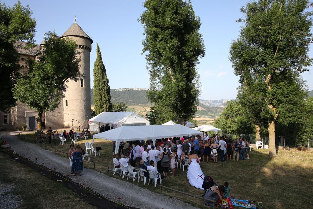 Rivière-sur-Tarn Chateau De Lugagnac מראה חיצוני תמונה